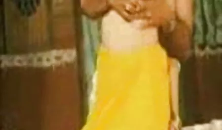 পভ জোর করে চদা সুন্দরি সেক্সি মহিলার বড়ো মাই