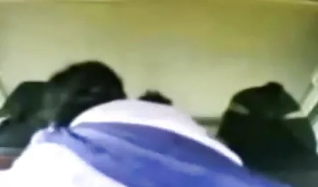 স্বামী মাকে জোর করে চুদলাম ও স্ত্রী,