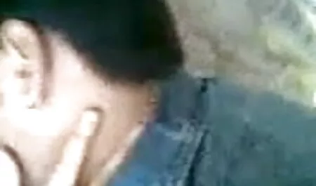 সুন্দরি জোর করে চুদা চুদি ভিডিও সেক্সি মহিলার