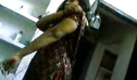 সুন্দরি সেক্সি জোর করে চুদে মহিলার, পরিণত
