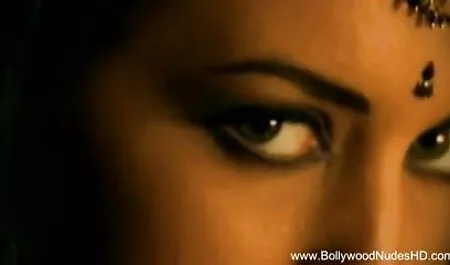 অপেশাদার বৃদ্ধা মাই এর পরিণত জোর করে চুদা চুদি বড় সুন্দরী মহিলা