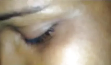 রাশিয়ান খালাকে জোর করে চুদা অশ্লীল