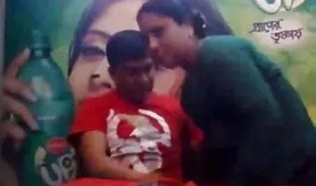 শ্যামাঙ্গিণী জোর করে মাকে চুদার গল্প ম্যাসেজ বড়ো মাই মাই এর