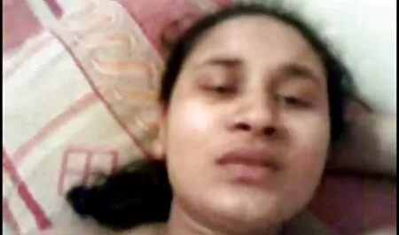 একাকী, শ্যামাঙ্গিণী, জোর করে চোদে যোনি