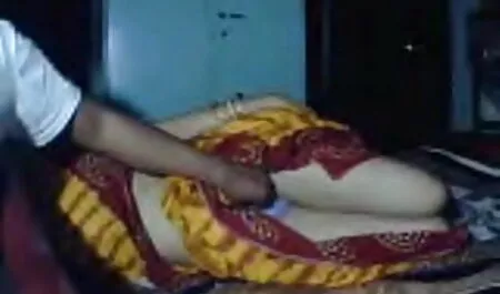 বাঁড়ার রস খাবার জোর করে চুদে দিল বড় সুন্দরী মহিলা
