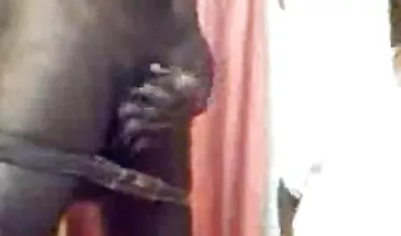 পুরানো-বালিকা জোর করে চোদলো বন্ধু
