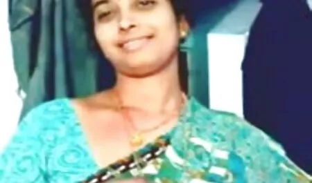 রাশিয়ান মানুষ যৌনসঙ্গম অন্য কেউ জোর করে চোদে এর স্ত্রী যখন তিনি হয় ফোন সঙ্গে তার স্বামী