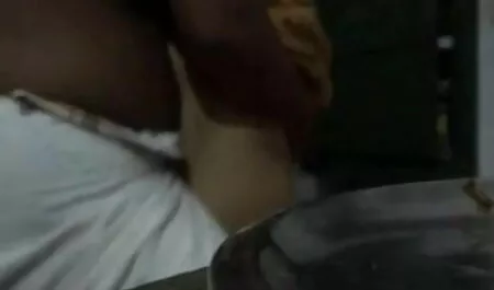 বাঁড়ার জোর করে চুদা চুদি রস খাবার