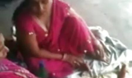 দুর্দশা মেয়েদের হস্তমৈথুন জোর করে চুদাচুদি ভিডিও শ্যামাঙ্গিণী একাকী