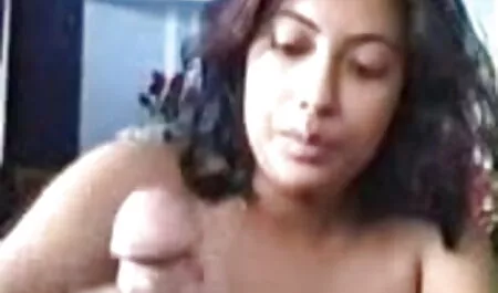 বড় জোরকরে চোদাচুদি সুন্দরী মহিলা,