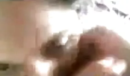 সুন্দরি খালাকে জোর করে চুদা সেক্সি মহিলার