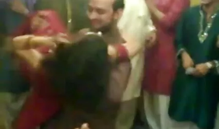 লোমশ বাঁড়ার রস খাবার শ্যামাঙ্গিণী জোর করে চোদা চটি প্রতিমা