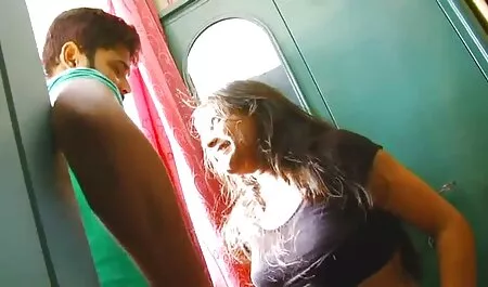 স্বর্ণকেশী সুন্দরী বালিকা বাংলা জোর করে চোদাচুদি মেয়ে সমকামী গুদে হাত ঢোকানর