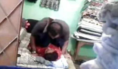 মেয়ে সমকামী জোর করে চোদার গল্প দুর্দশা নকল বাঁড়ার