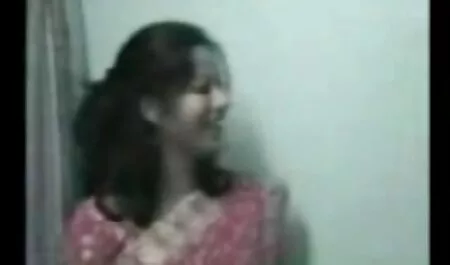 বড়ো জোরকরেচোদা মাই, সুন্দরি সেক্সি মহিলার