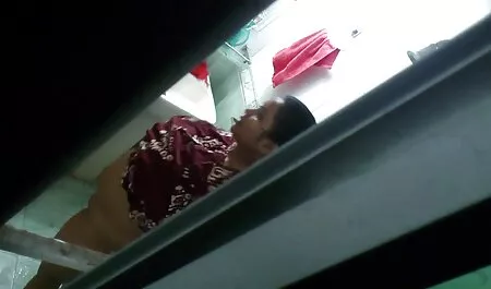 মেয়েদের হস্তমৈথুন, দুর্দশা, ওয়েবক্যাম জোর করে চোদাচুদি