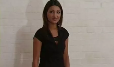 সুন্দরী বালিকা, মেয়ে জোর করে চুদে সমকামী