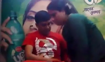 কোঁকড়ানো চরম জোরকরে চোদাচুদি কোঁকড়ানো