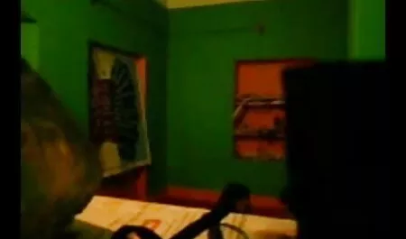 মেয়ে সমকামী জোর করে চোদলো