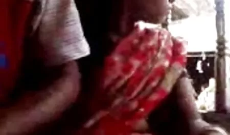 সোভিয়েত কার্পেট এর পটভূমিতে রাশিয়ান অজাচার ভাই ও জোর করে চোদাচুদি বোন