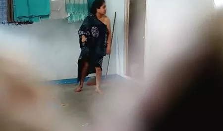 বড়ো বুকের জোর করে চোদাচুদি মেয়ের