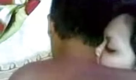 সুন্দরী বালিকা জোর করে চুদে দিল