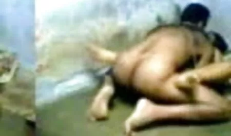 তিনে মিলে জোর করে চোদাচুদি মেয়ে সমকামী