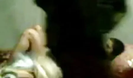 উভমুখি যৌনতার, মেয়ে জোর করে চুদে দিল হিজড়া