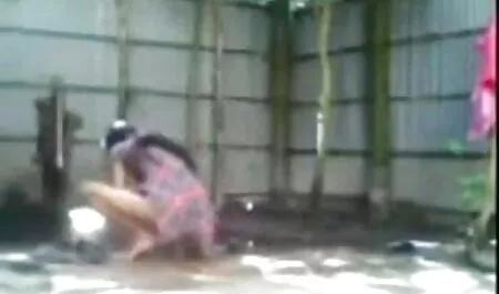 স্বামী জোর করে চুদে দিল ও স্ত্রী