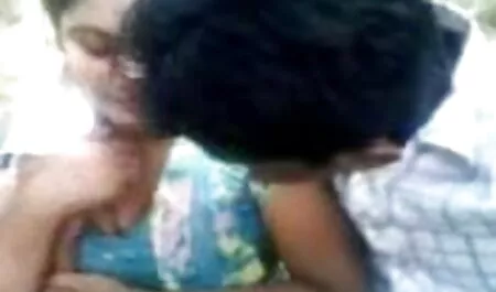 গুদে হাত ঢোকানর জোর করে চোদার গল্প পরিণত