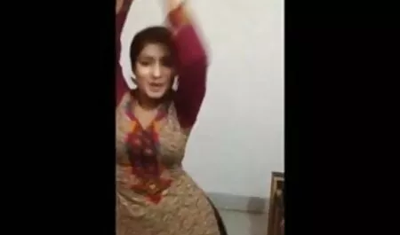 ইউরোপিয়ান রাশিয়ান জোর করে চুদাচুদি ভিডিও