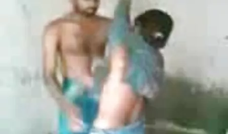 দুধের বোঁটা জোর করে চোদাচুদি বড়ো বুকের মেয়ের বড়ো মাই মাই এর কাজের