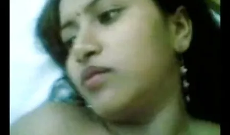 রাশিয়ান ছাত্র চেষ্টা লেসবিয়ান পায়ুসংক্রান্ত লিঙ্গ সঙ্গে নকল যৌনদণ্ড জোর করে চুদা চুদি