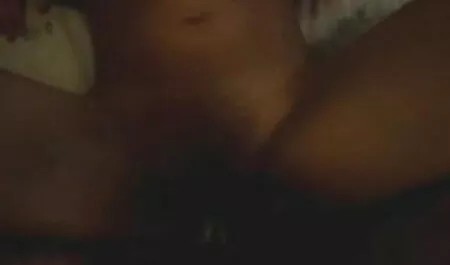 সুন্দরী বাংলা জোর করে চুদাচুদি বালিকা
