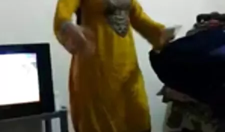 মেয়েদের জোর করে বাংলা চুদাচুদি হস্তমৈথুন, স্বামী ও স্ত্রী)
