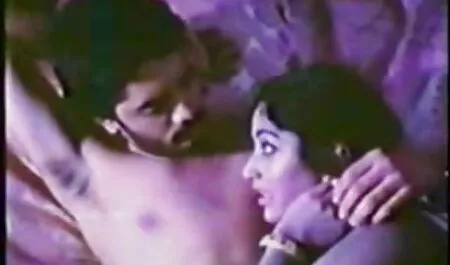 সুন্দরি সেক্সি মহিলার জোর করে চুদাচুদি ভিডিও
