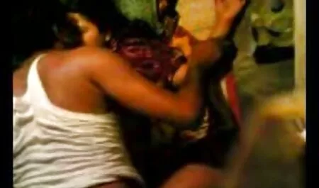 তিনে জোরকরেচোদা মিলে, ব্লজব, সুন্দরী বালিকা