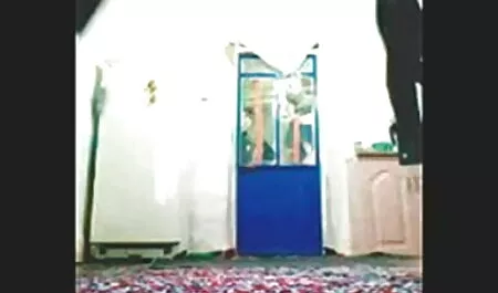 চুম্বন, স্বামী ও স্ত্রী, ব্লজব জোর করে চদা